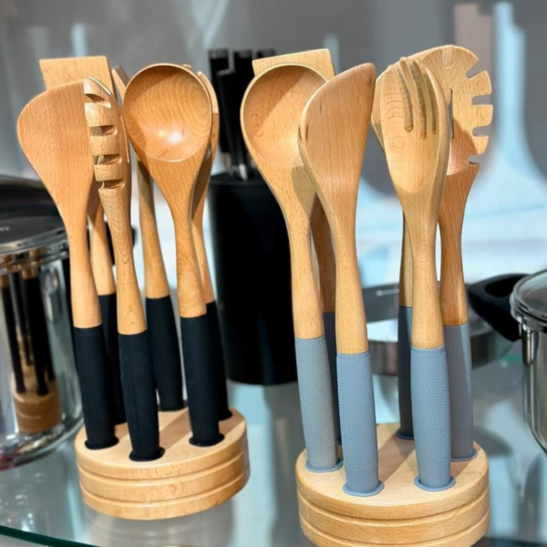 طقم ملاعق طبخ خشبية مع حامل